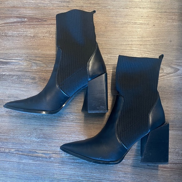Black Steve Madden Heeled Boots - Picture 2 of 5